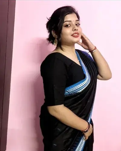 Call Girl in Etah